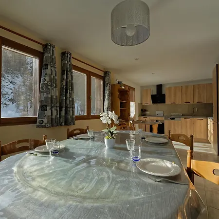 Maison Familiale Avec Animaux, Parking - 6 Pers. * Valloire