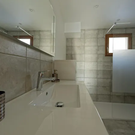 Appartement Maison Familiale Avec Animaux, Parking - 6 Pers.